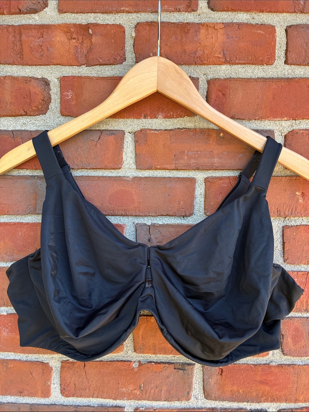 SPANX Black Full Coverage Underwire Bra